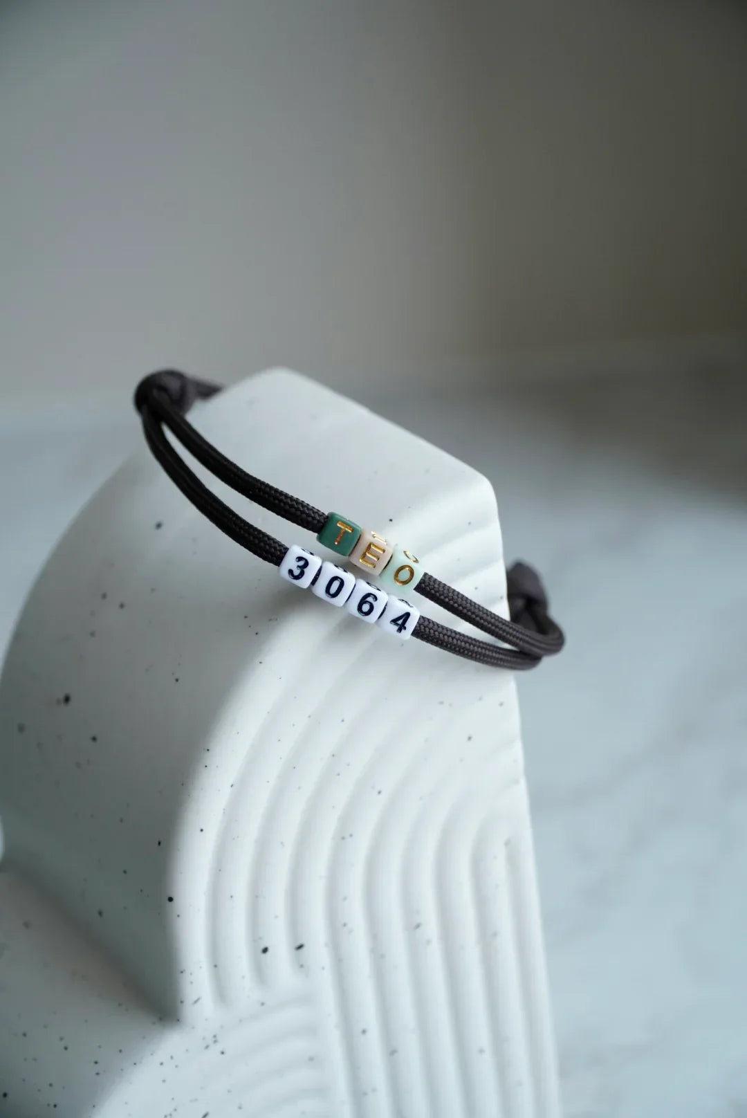 Adresówka z paracordu Psiumpel, dla Psa i dla Ciebie, spaceruj modnie i wygodnie