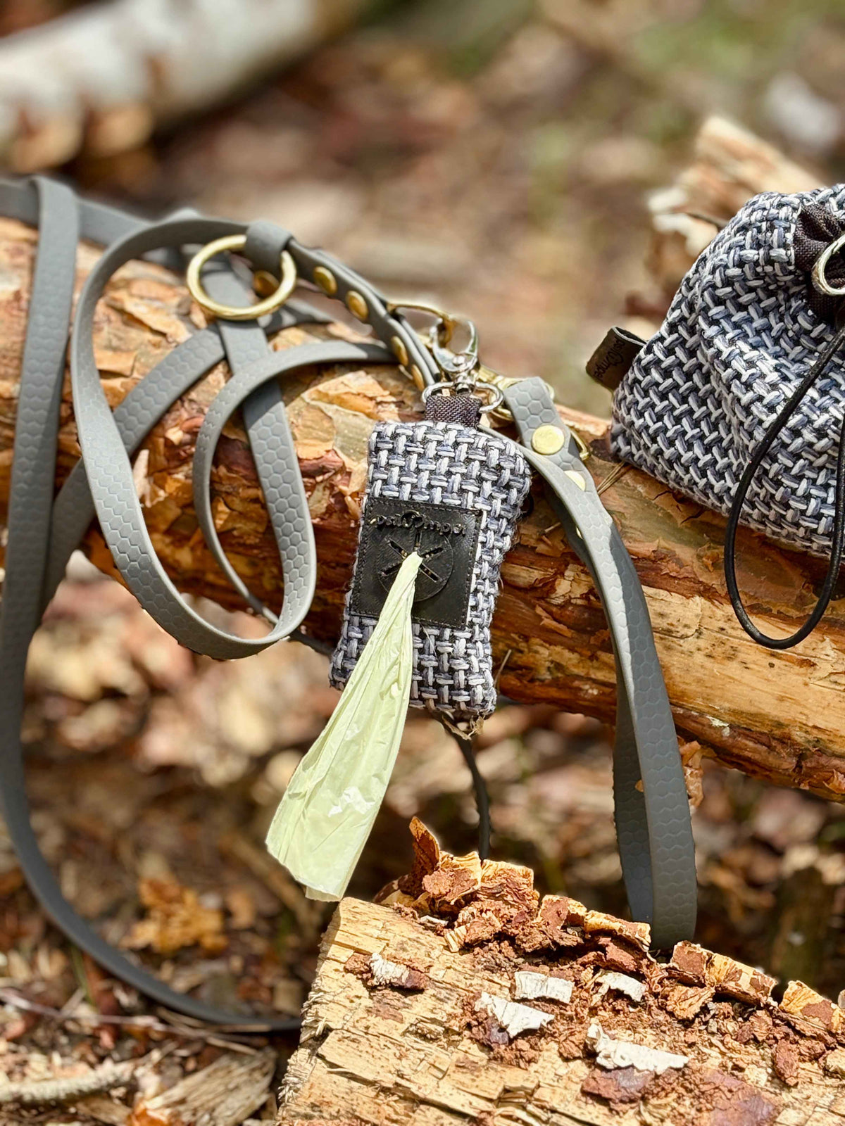 Etui na woreczki TWEED BLUE Psiumpel, dla Psa i dla Ciebie, spaceruj modnie i wygodnie